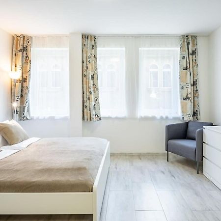 Convenient 2-Room Central Apartment ブダペスト エクステリア 写真